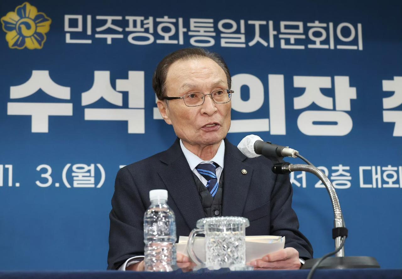 韩国前国务总理李海瓒在越南去世，说起这位前国务总理，其一生堪称韩国政坛的缩影，跌