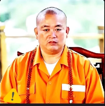 不查不知道，这回调查组可是下了血本，直接查到了释永信的直系亲属赵某某竟然