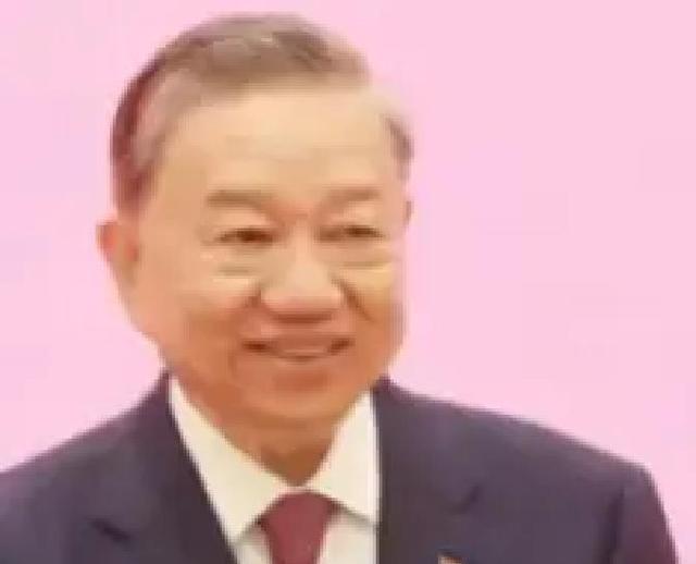 苏林又干上了，五年，板上钉钉。有人说他是铁腕，带队飞到德国把人抓回来那事儿，听着