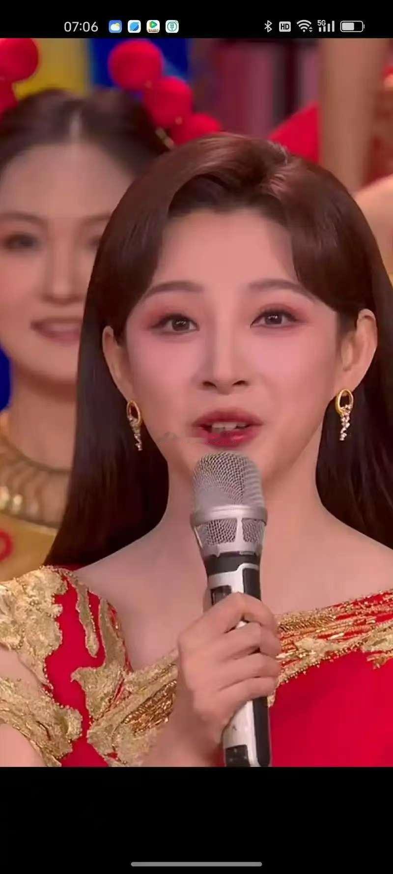 马年春晚来了好多新面孔30天倒计时开启，春晚阵容好绝！田曦薇甜萌出圈，宋威龙