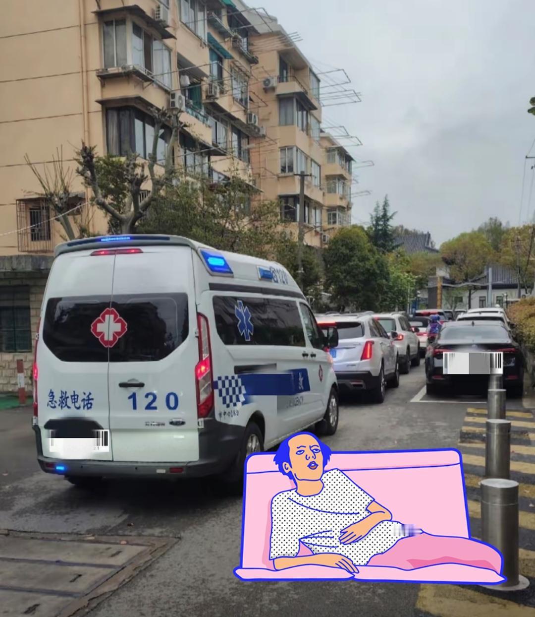 这周小区里气氛太压抑了不到七天走了两个年轻人全是猝死。先是个26岁的