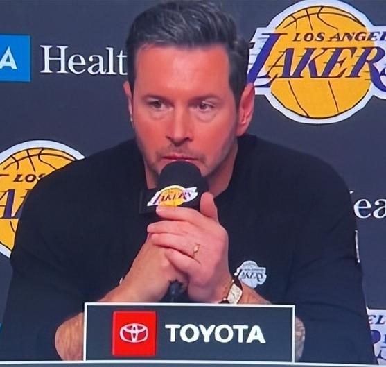 PUA詹姆斯？雷迪克简直逆天发言：“詹姆斯对我们太重要。”“我们需要他组