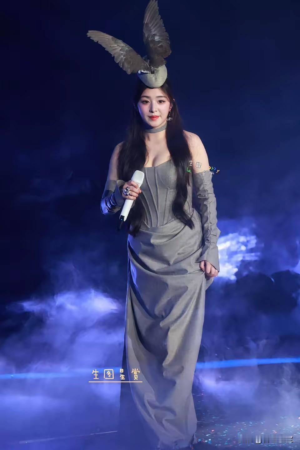 我怀疑男人都是喜欢这一款！[呲牙笑][呲牙笑][呲牙笑]