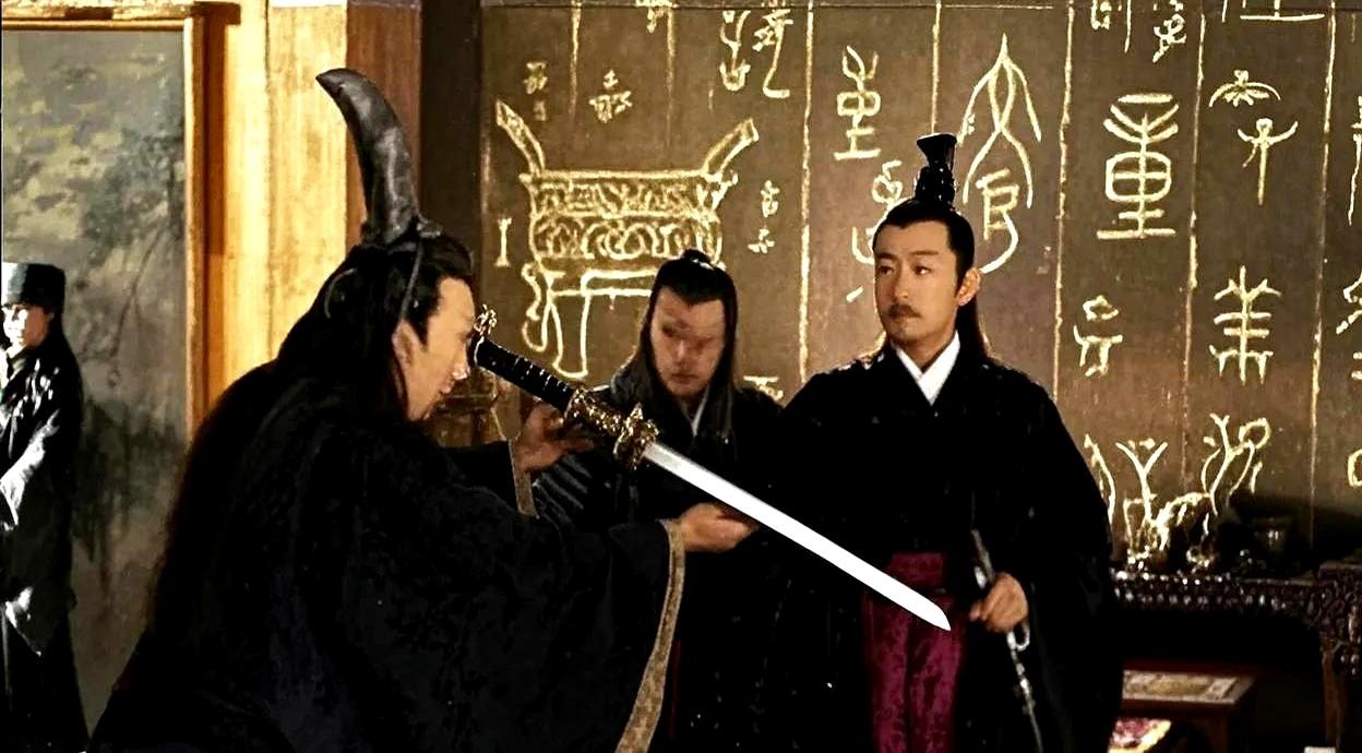公元前472年勾践赐死文种，文种临死质问：“我帮你灭了吴国，你这就卸磨杀驴？”勾