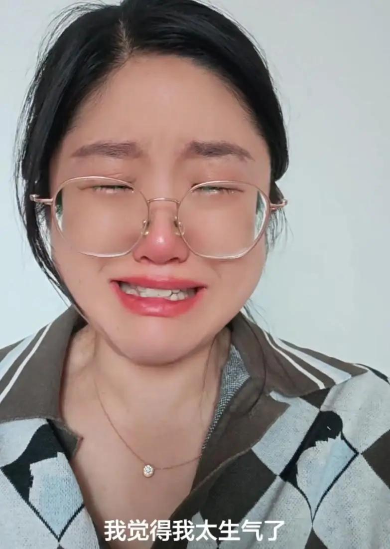 山东那个新房的事又有后续了。简单回顾一下：儿媳花大半年装修了300万的房子，