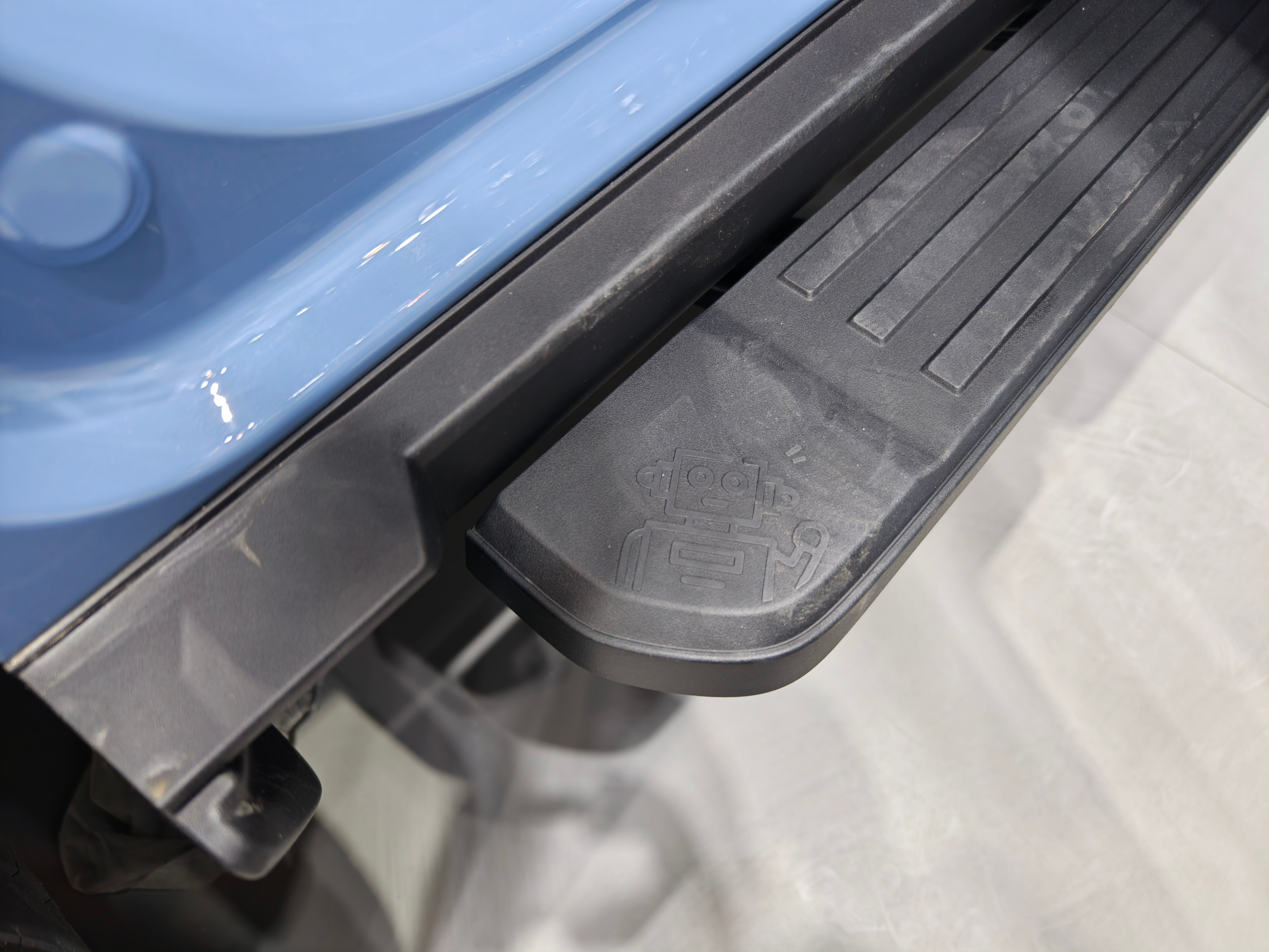 让我看看谁还没有在广州车展看的国内首秀。坦白讲，之前对V23这种方盒子车就比较有