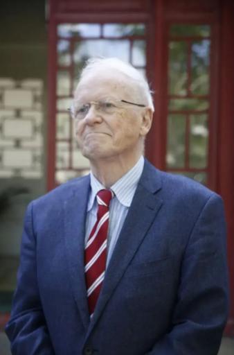 一名英国国际法学者，为了查清南海争议，竟然一头扎进三国国家档案馆，前后查了整整7