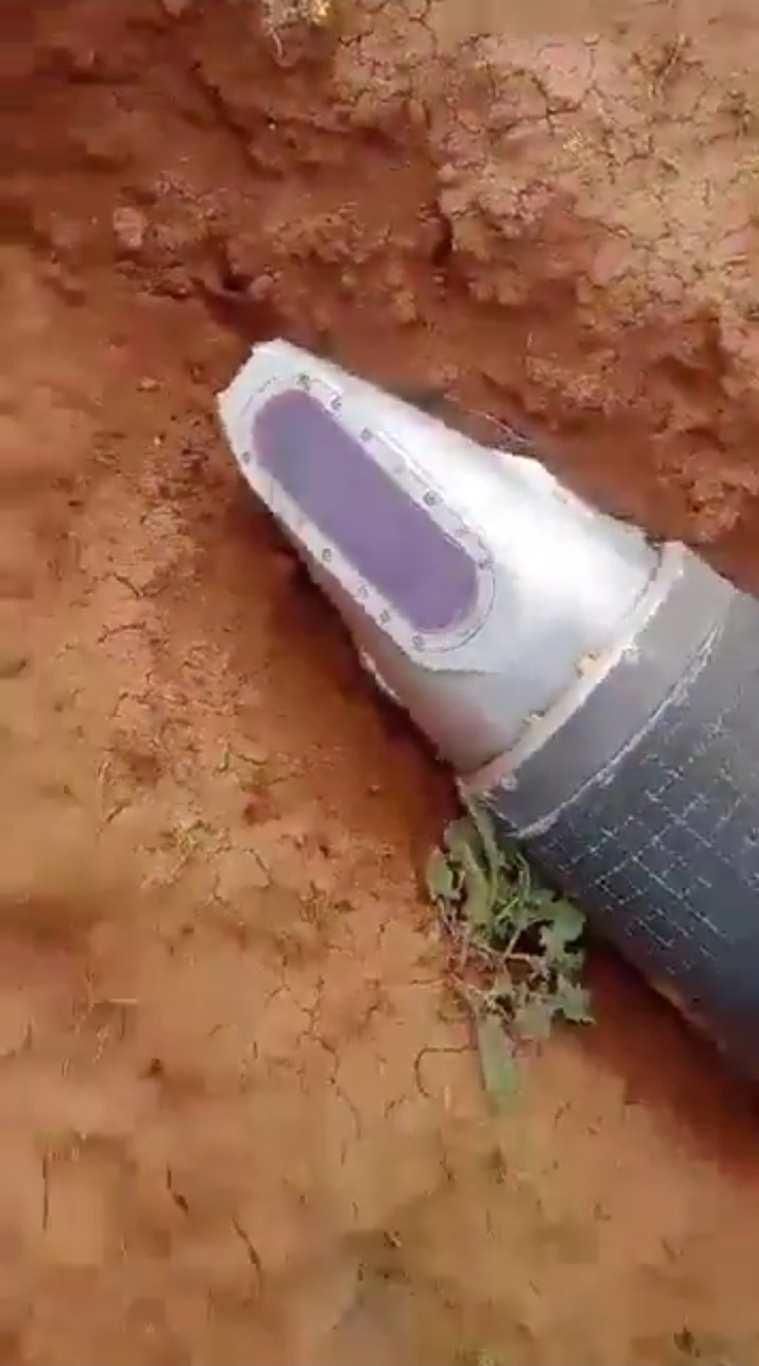 动能拦截器是THAAD（萨德）反导系统拦截弹的核心毁伤部件，摒弃传统爆破弹头，