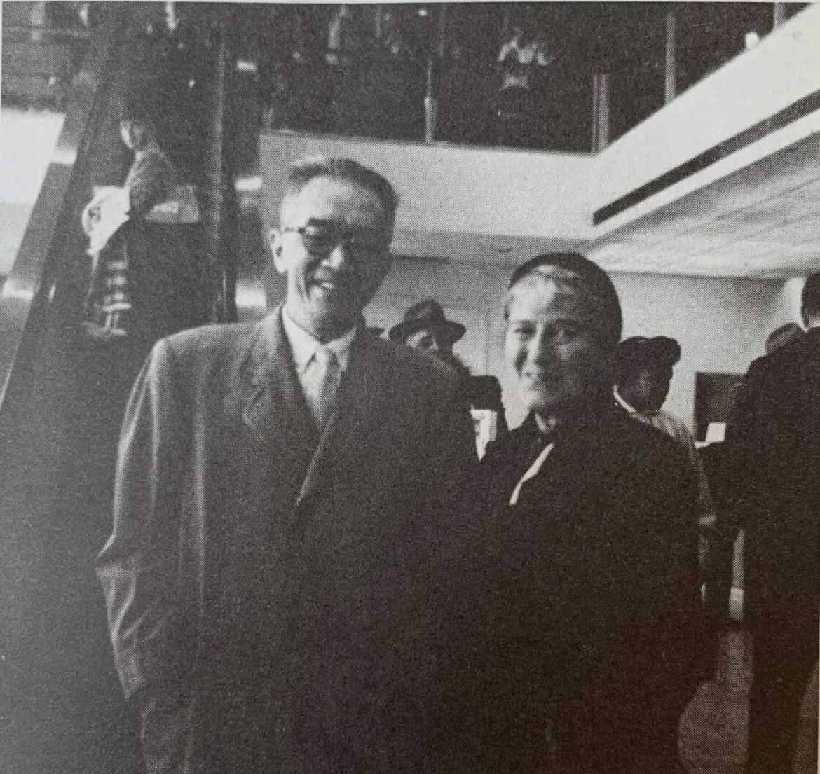 1960年9月6日，胡适在华盛顿公干期间，在百忙之中抽空与75岁的韦莲司的最后一