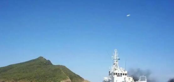 现在终于明白，为什么咱们没趁着中日紧张把钓鱼岛上的灯塔拆掉，因为这个灯塔很可能会