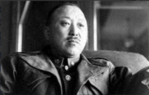 1948年，卫立煌请我党保护他85岁的老母亲，朱德知道后，却犯了难。毛主席指示：
