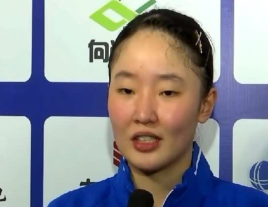 毕竟记者问：张本美和下次还想来吗？张本美和的回答也是，如果有俱乐部邀请我