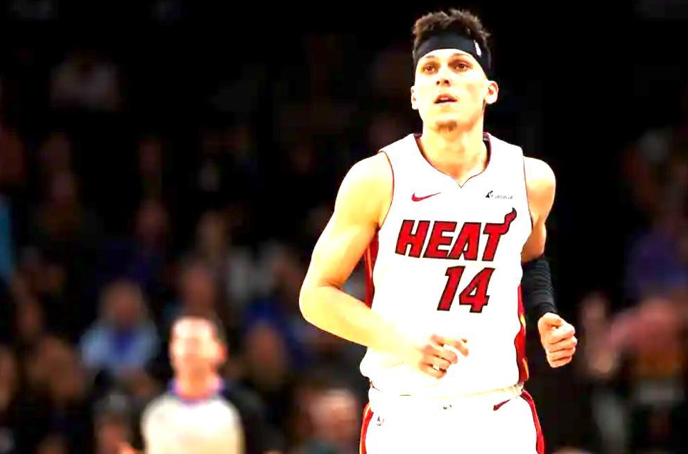 希罗该被莱利交易了！本赛季热火先扬后抑，赛季初凭借全民皆兵的表现，一度冲进东