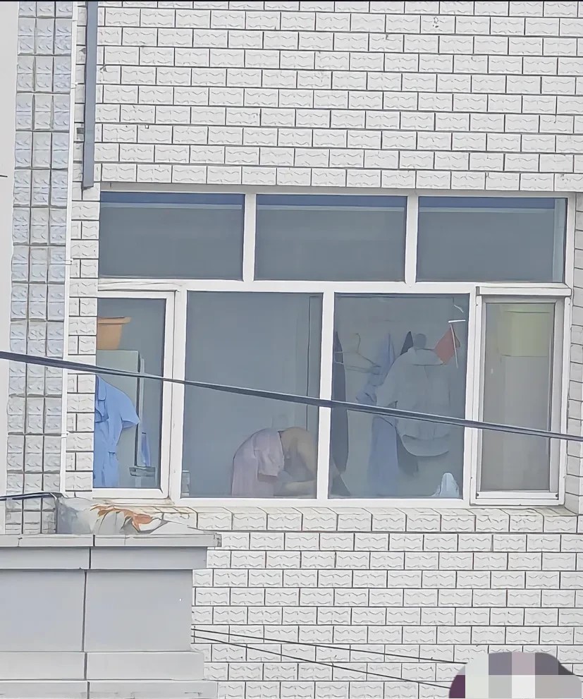 不知道大家发现没有现在有些房子质量真的太差了很多材料都是偷工减料