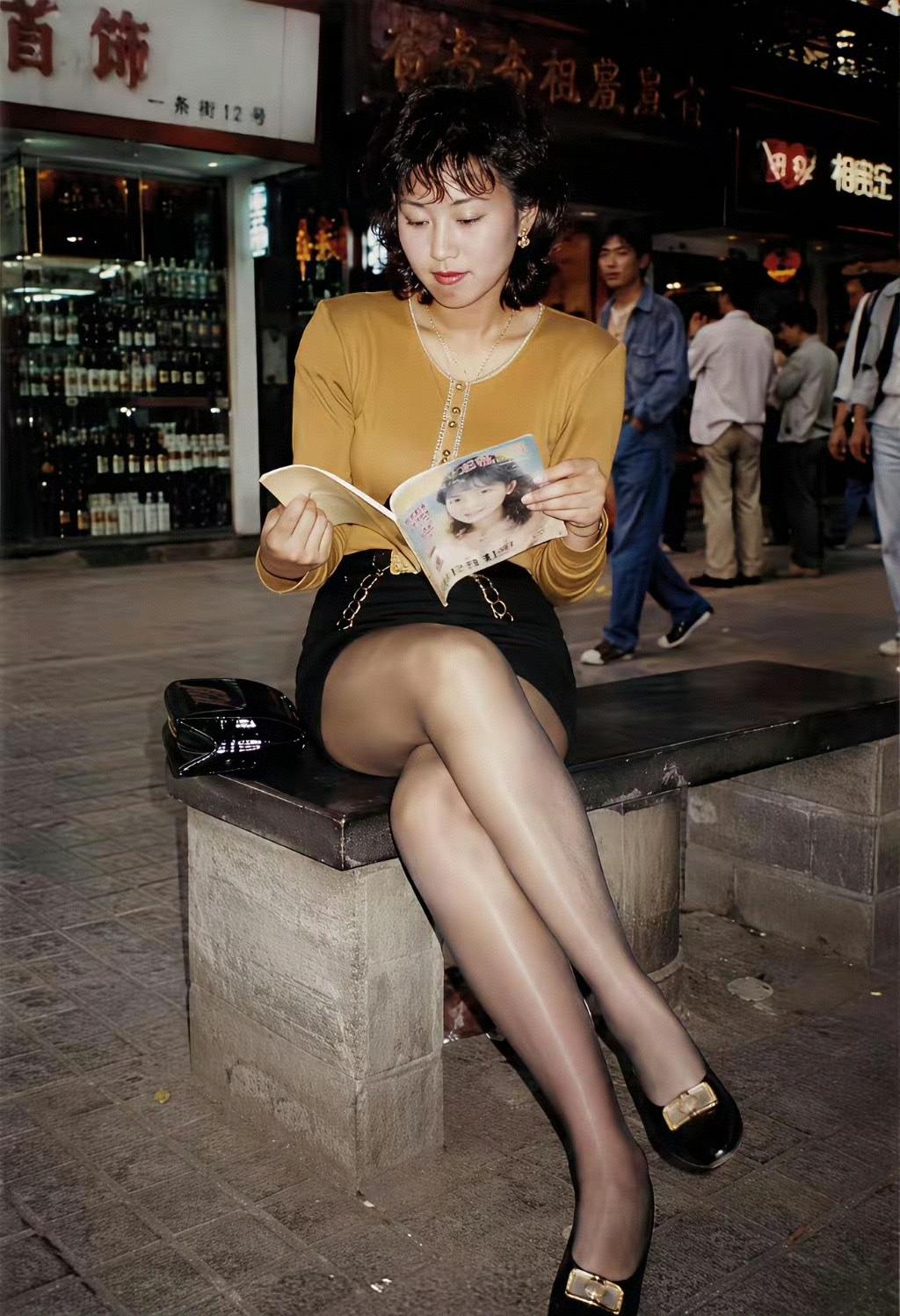 2000年，欣欣向荣的深圳街头