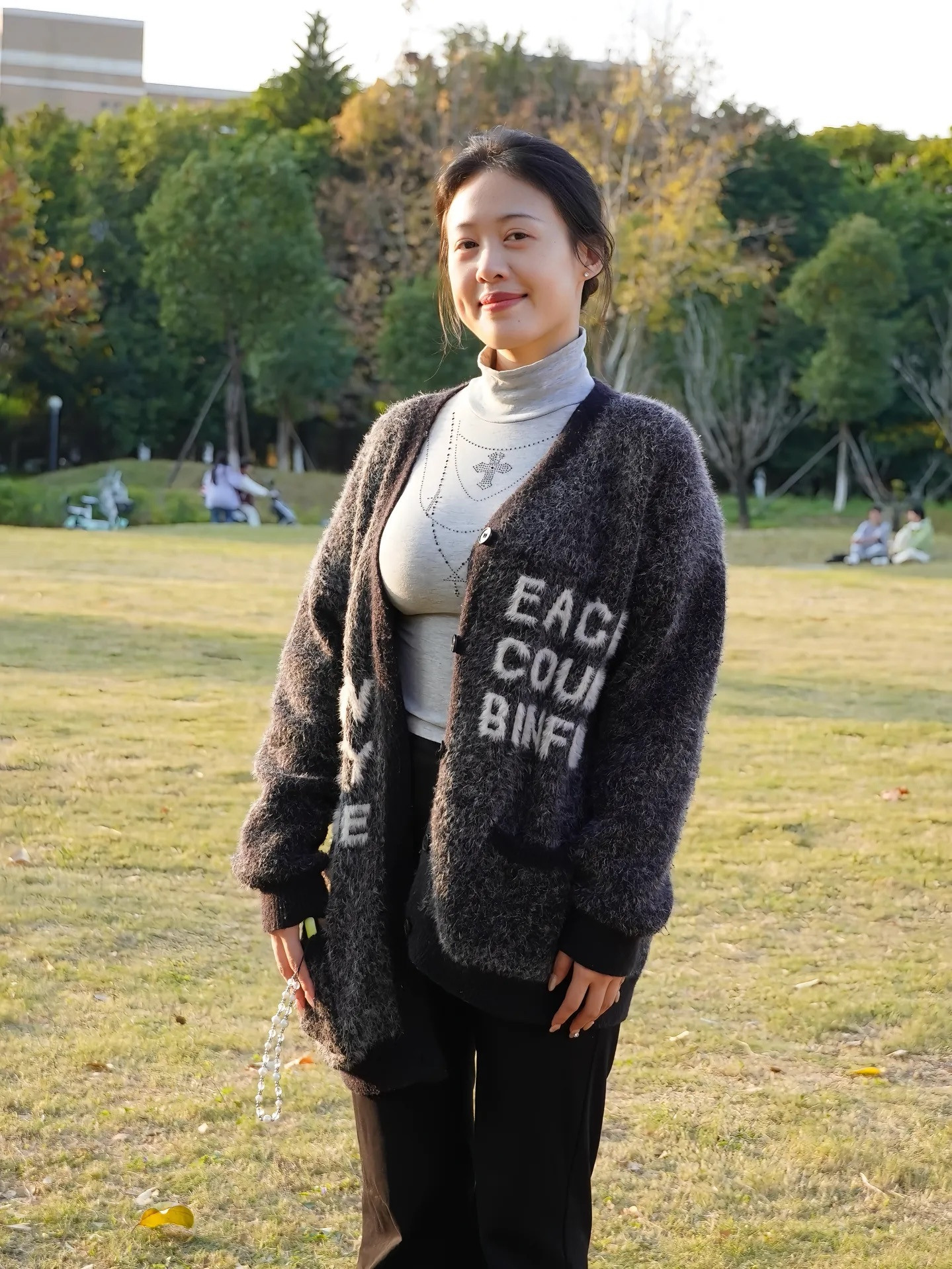 像入冬了，又像在秋天