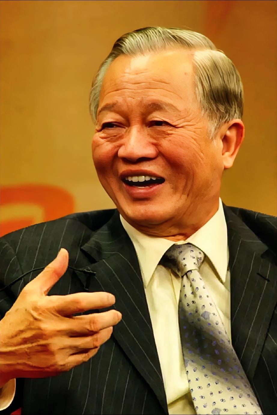 曾仕强教授说：“夫妻真正的意义就是陪伴，别的都是次要的，性也就是年轻时候感兴趣，