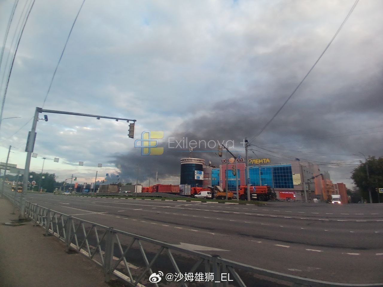 当地时间今天早上，乌克兰军队发射自杀式无人机袭击了俄罗斯对多处后方目标，被击中的