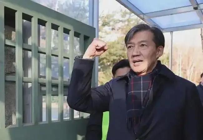 笼络人心，特赦83万多人韩国李在明上台，为了促进国民和谐，推动经