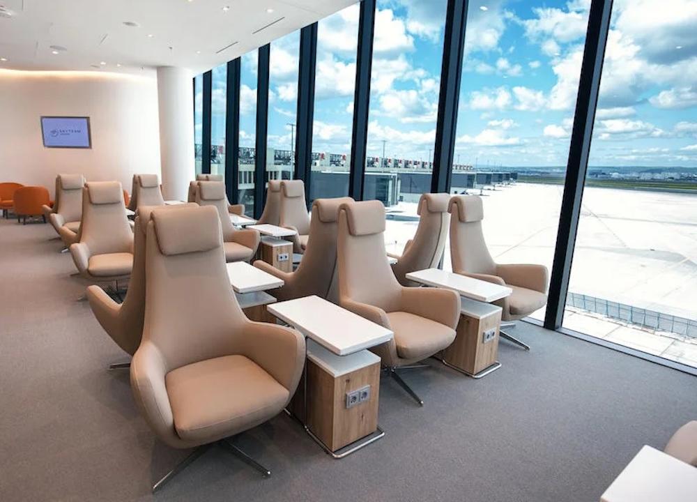 近日，大韩航空宣布正式迁至法兰克福机场新建的3号航站楼运营。该航站楼年旅客吞吐量