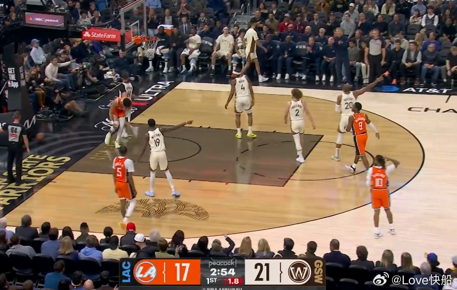 1分钟，两个失误，加兰