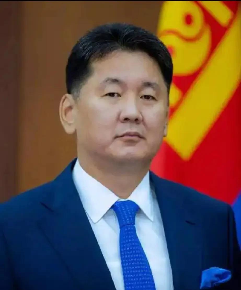 中国同意开通蒙古第二条铁路，蒙古国直接起飞。时隔70年中蒙两国迎来了铁路新的篇