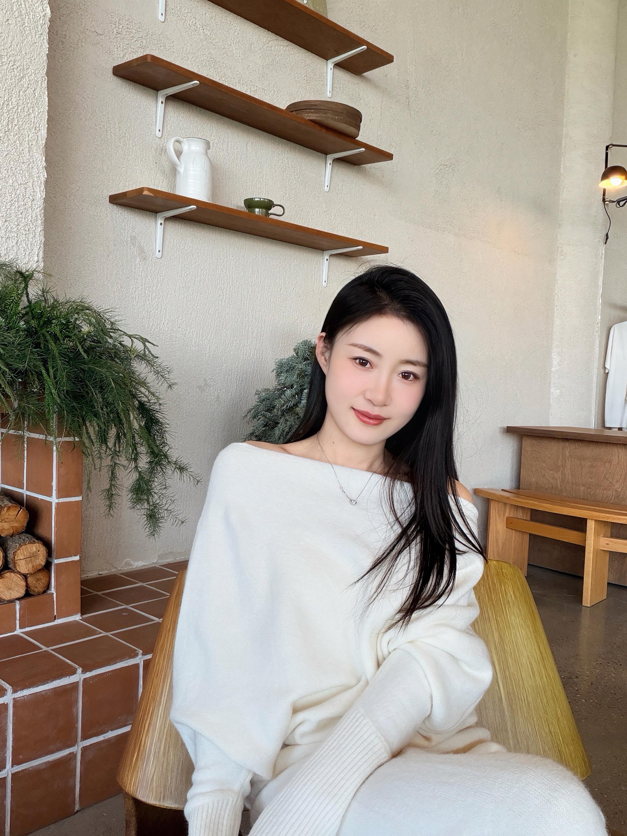 买新衣服的快乐，是按下快门就能定格的欢喜。