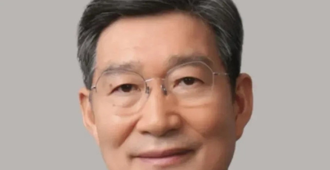 快看！韩国国内时政头条消息！不吸取文在寅政权失败教训的李在明政权，围绕总统秘书