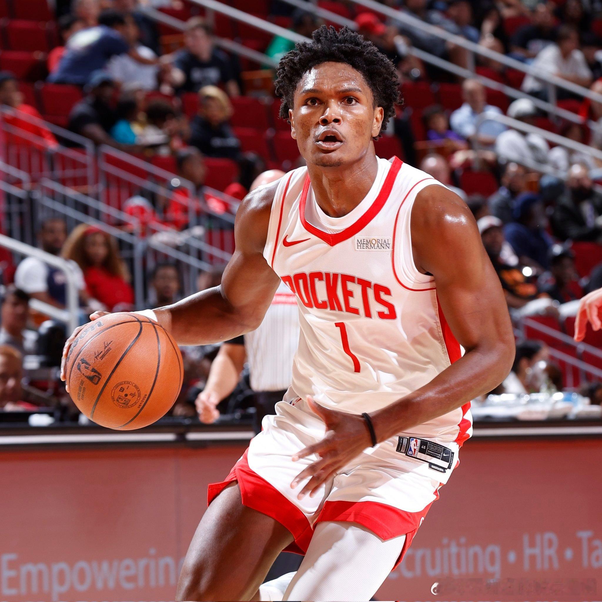 休斯顿火箭超话ClutchFans：阿门·汤普森在NBA仅仅效力两个