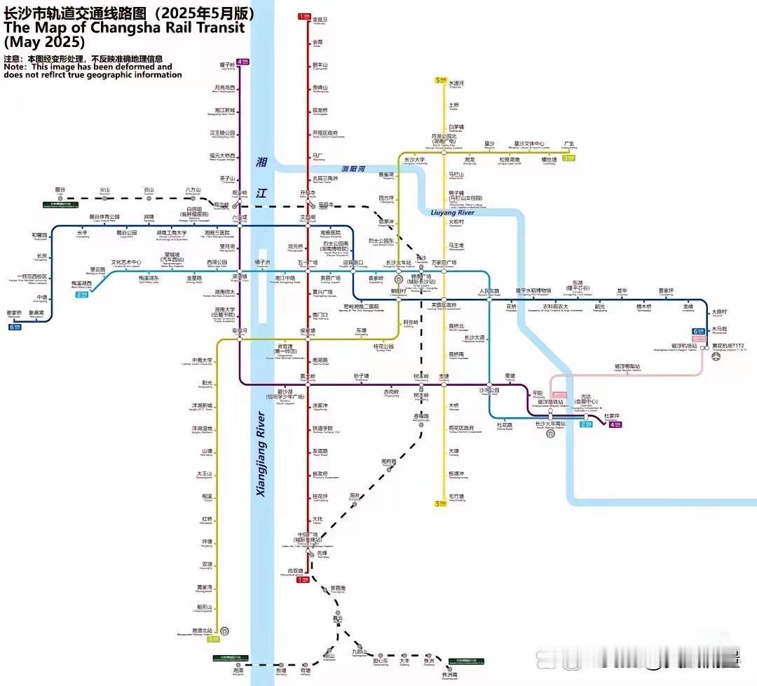 长沙从2015年通地铁,目前已通6条线路,7号线在建,总感觉长沙地铁都规划都是修