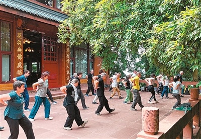 暑期旅游火热收官