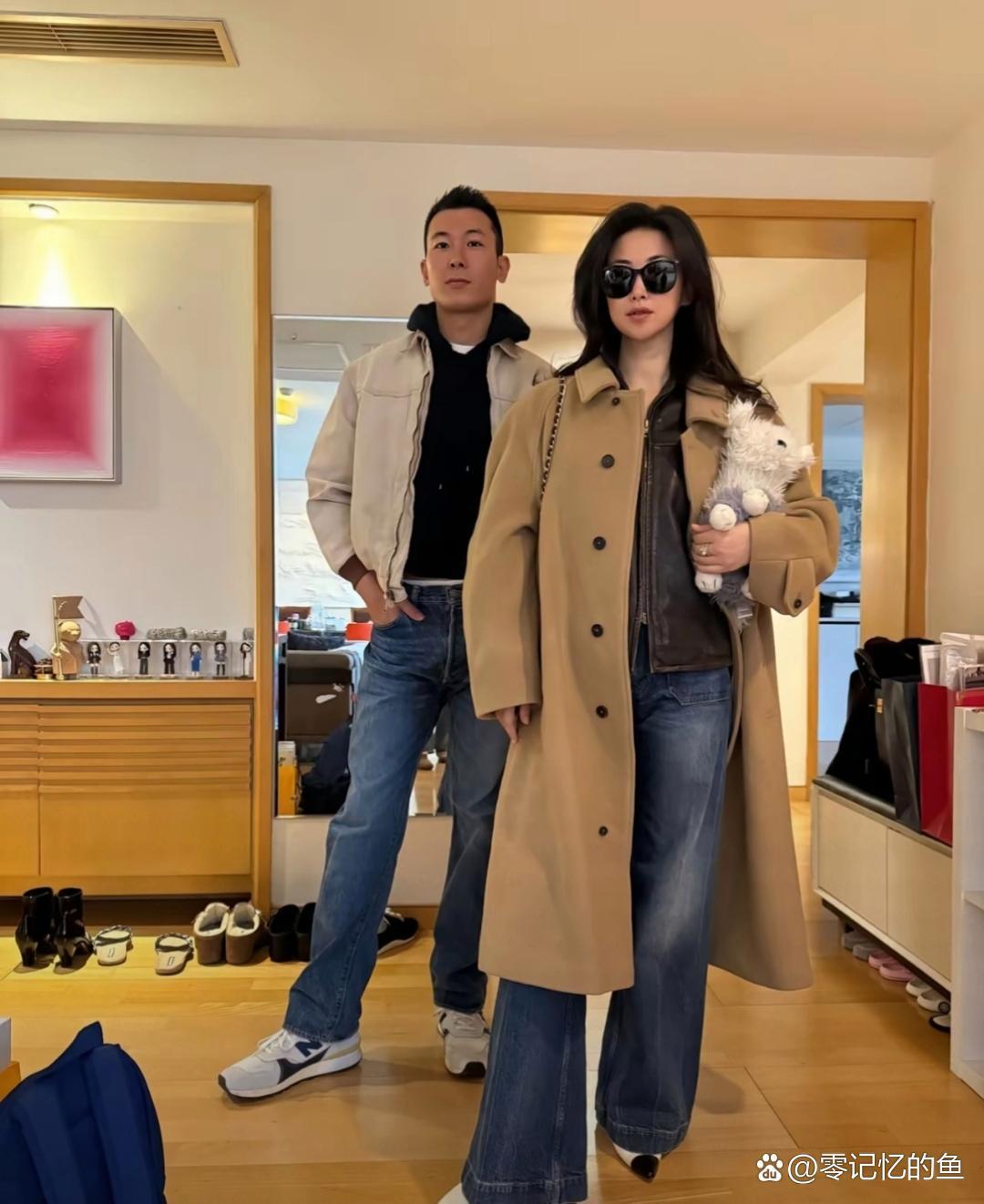 朱珠这家看着好乱啊。