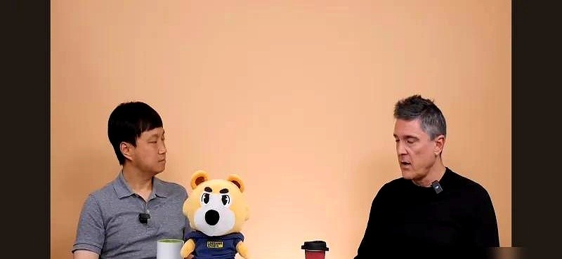 带娃娃兵点球干掉乌兹别克斯坦，转头就把五个毛头小子往欧洲俱乐部硬推。安东尼奥没搞花架子，就凭一手扎紧