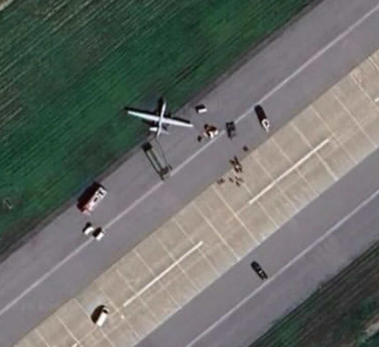 没看见人发图，倒是看见卫星图了