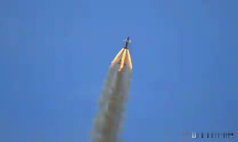 现场很多人哭了！长征十号刚刚玩了命地飞了一次，只为给航天员搏一条活路2月11