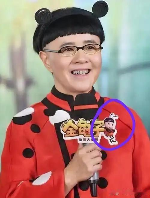“我妈这么努力一辈子，不就是为了让我蹭吗？”“教女无方”的金龟子和王宁，给无数家