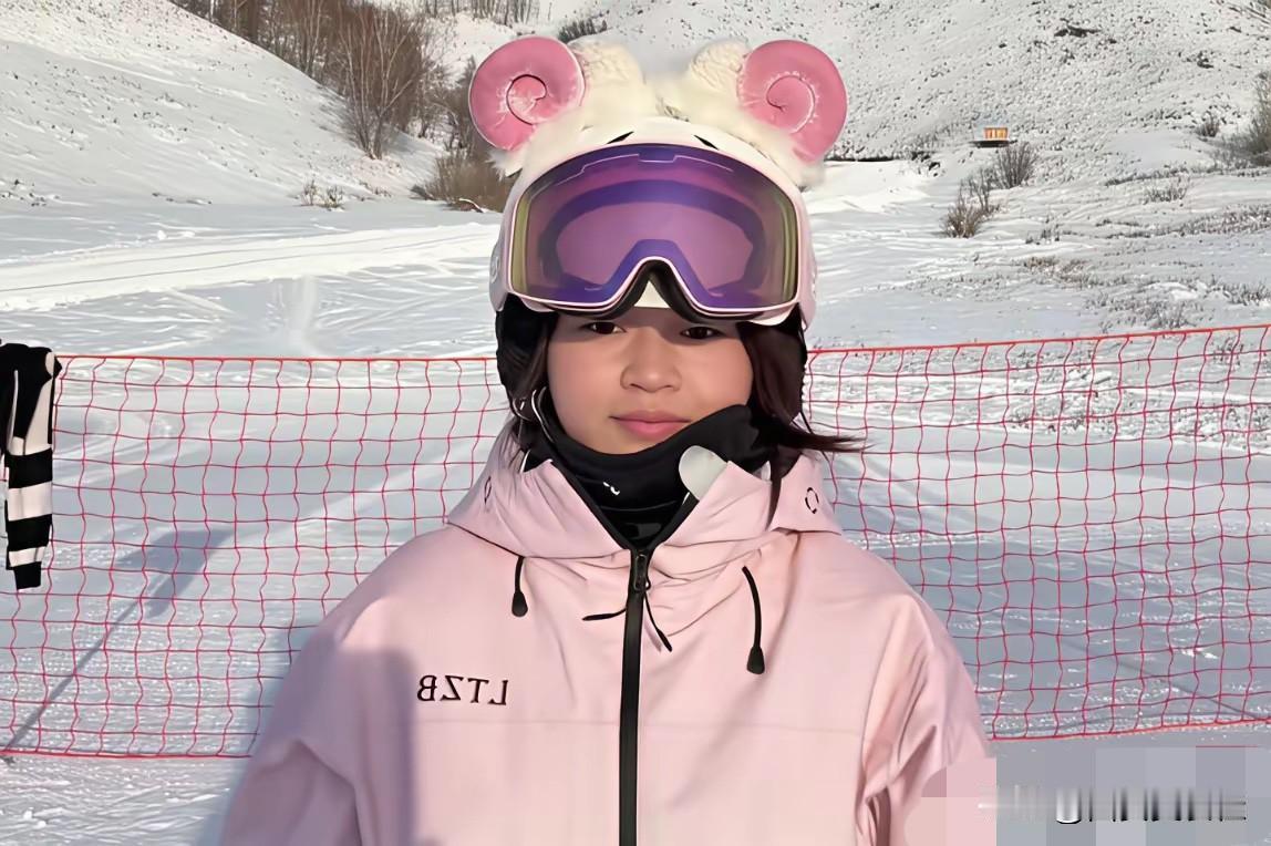 全红婵只是休了假，去新疆玩滑雪，这下好了，又让大家发现了她的其他天赋。不得不说婵