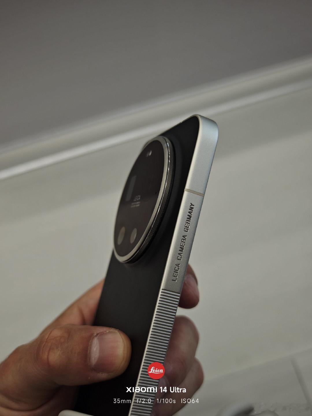 芯片涨价原因讲真，小米徕卡海外版这波，是真的懂格调海外版直接定名「LEICAL