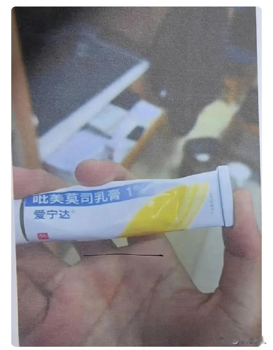 武大图书馆女生状告男生性骚扰的案子一审判了，没有认定男生性骚扰，女生败诉，男生母