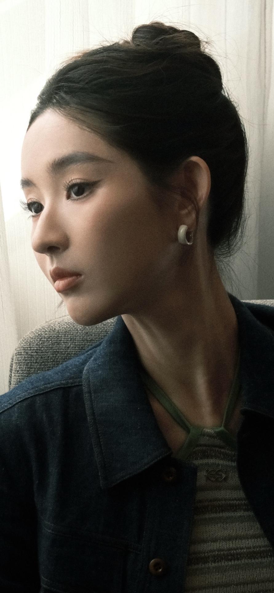 美女壁纸-第5716期-王玉雯