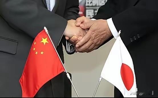 日本终于察觉到局势不对劲！日媒披露，在中日关系长期走低的大背景下，日本商界时隔八