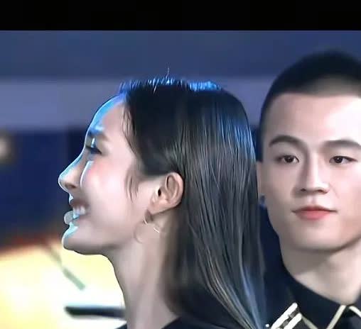 我有预感，杨幂一定后悔了，因为当初欧豪没有选择她，她就说自己喜欢华晨宇！