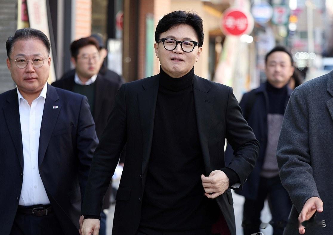 2月25日，韩国国民力量党前党首韩东勋开启被除名后的首次地方行程，前往保守派大本