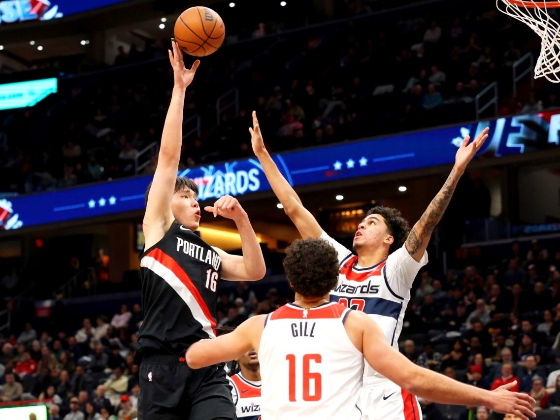 杨瀚森潜在竞争对手应力性骨折，让人想起了大姚开拓者中锋里斯应力性骨折，已于今