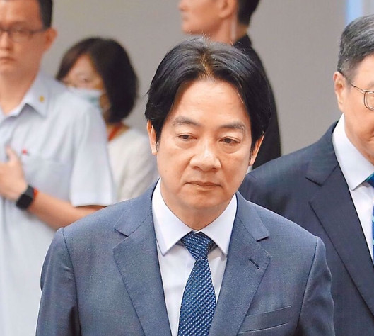 赖清德最新民调大跌，陈水扁前幕僚：民进党“吃重咸”将加速政治衰败《美丽岛电子报
