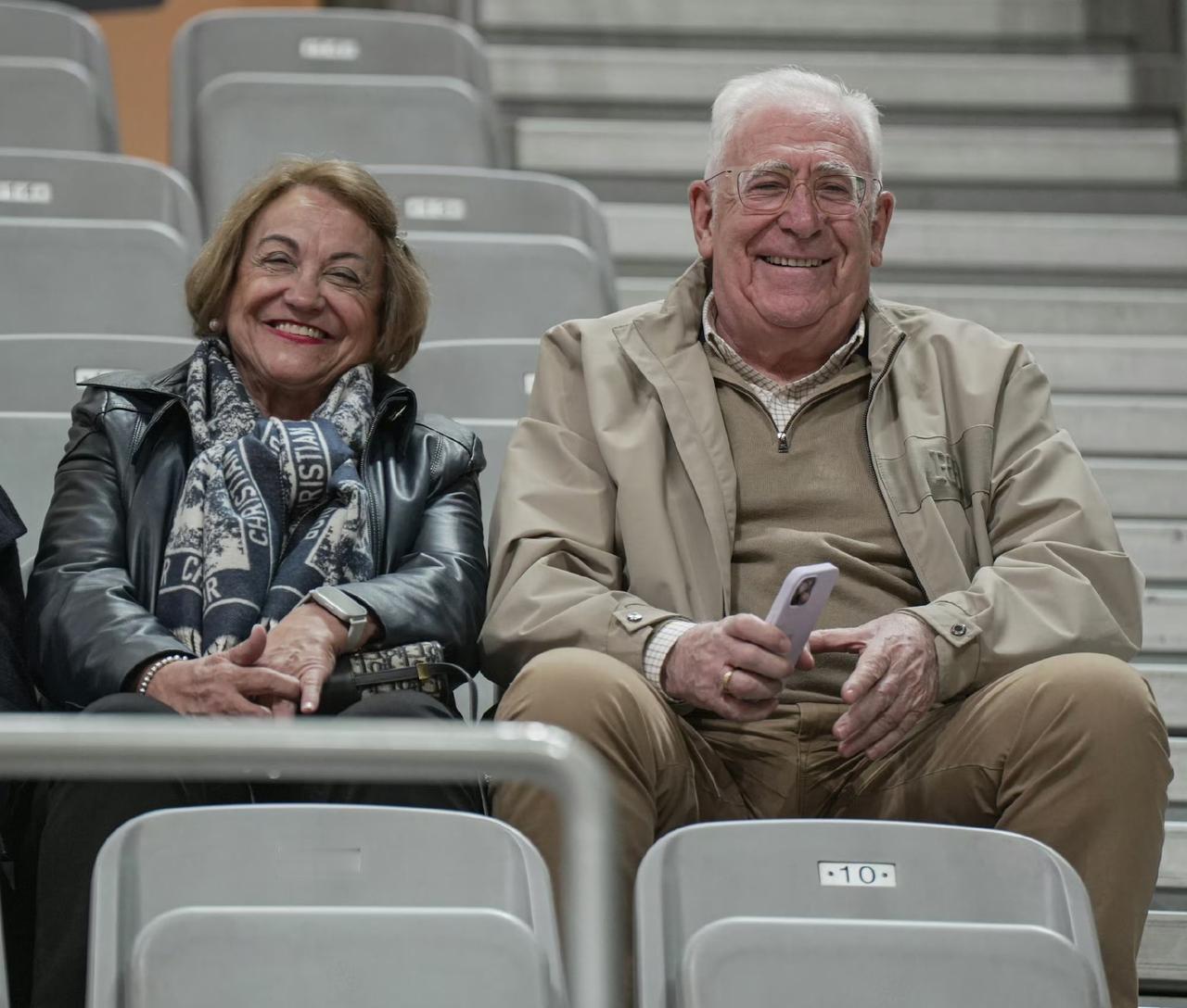 看来乌戈已经在辽篮站稳了脚跟那么，这是否意味着杨鸣回归的几率不大了呢