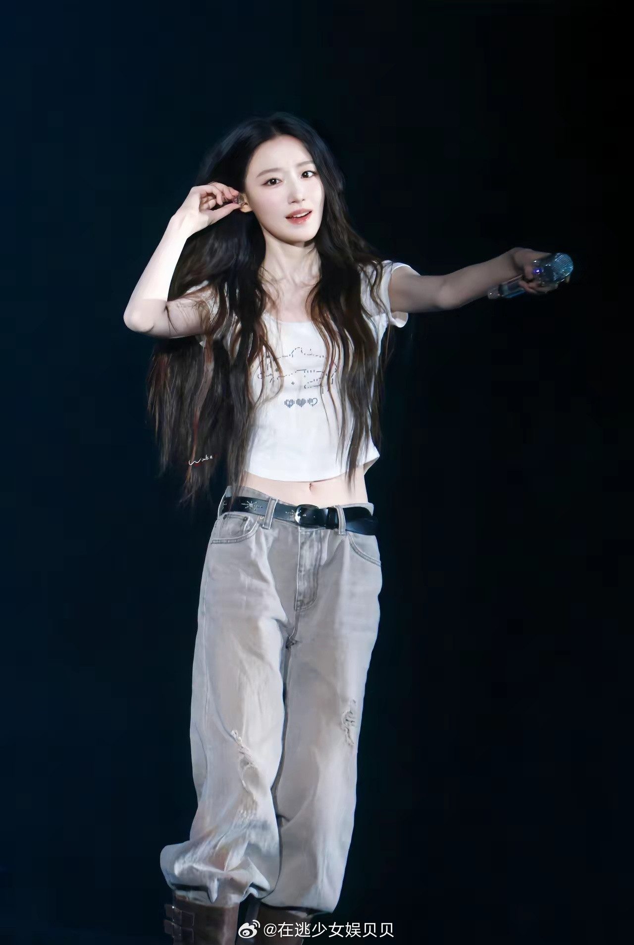 第一次对轻盈修长的身材有了实感！