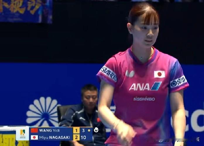 乒乓亚洲杯的赛场上，在第二轮小组赛结束之后，我们会发现有4位国乒球员输球了。其中