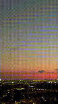 当地时间2月28日，为了拦截伊朗高超音速导弹，中程弹道导弹，以色列防空反导部队大