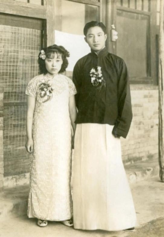 1950年，蔡孝乾叛变后，国民党便在全岛抓人，刘光典侥幸逃脱四年之久，期间他“匿